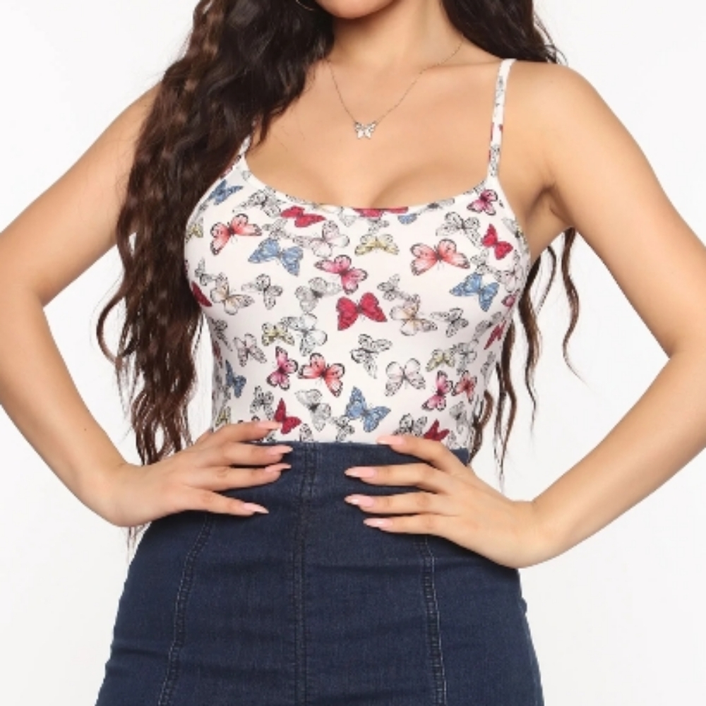 Fashion Nova, Size M, Butterfly Cami Crop Top Multi-Color